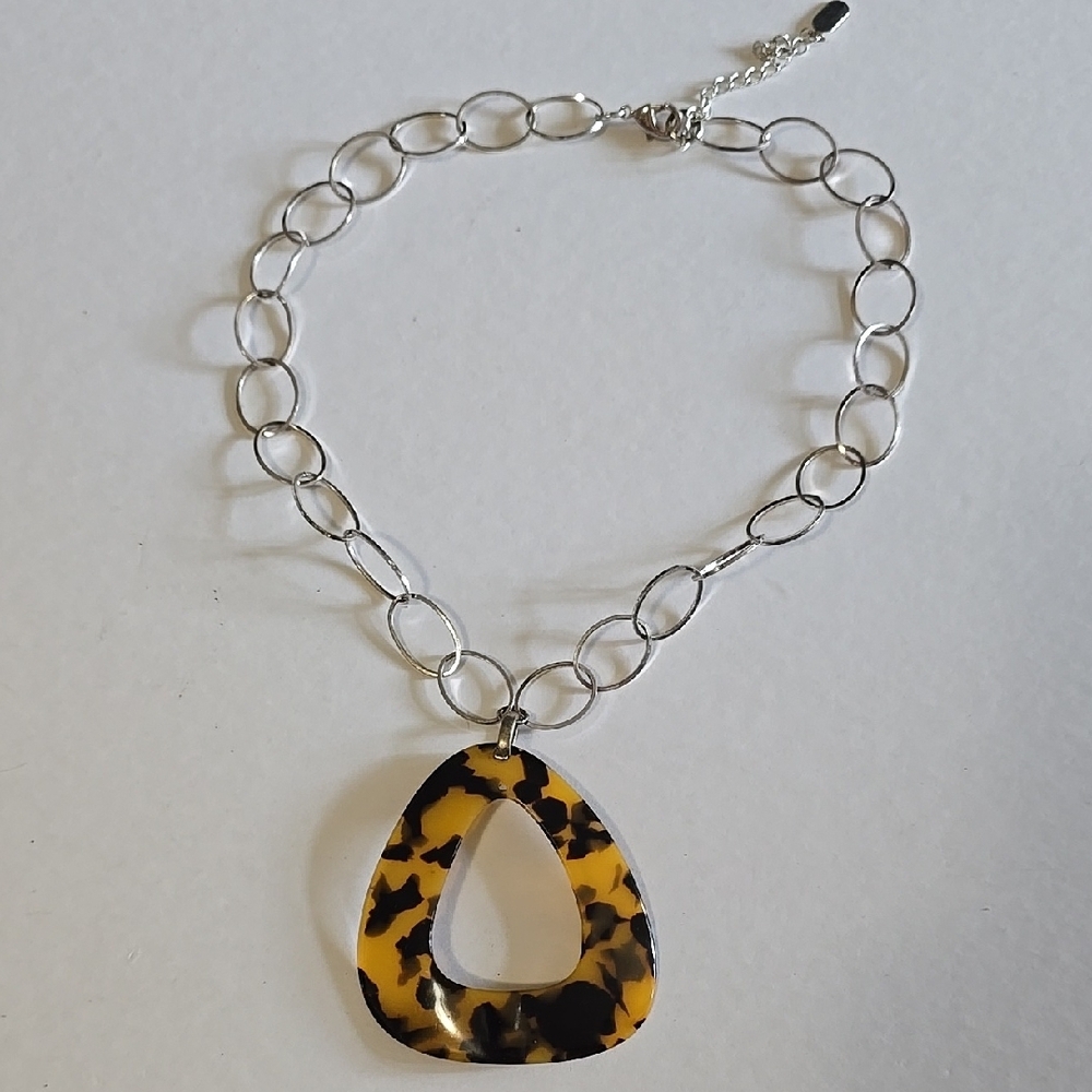 Tortoiseshell Pendant Necklace